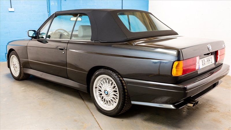 1100-Kilometer 1991 BMW M3 Convertible